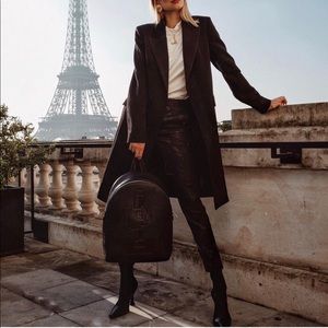 Meet your Posher, Kiki